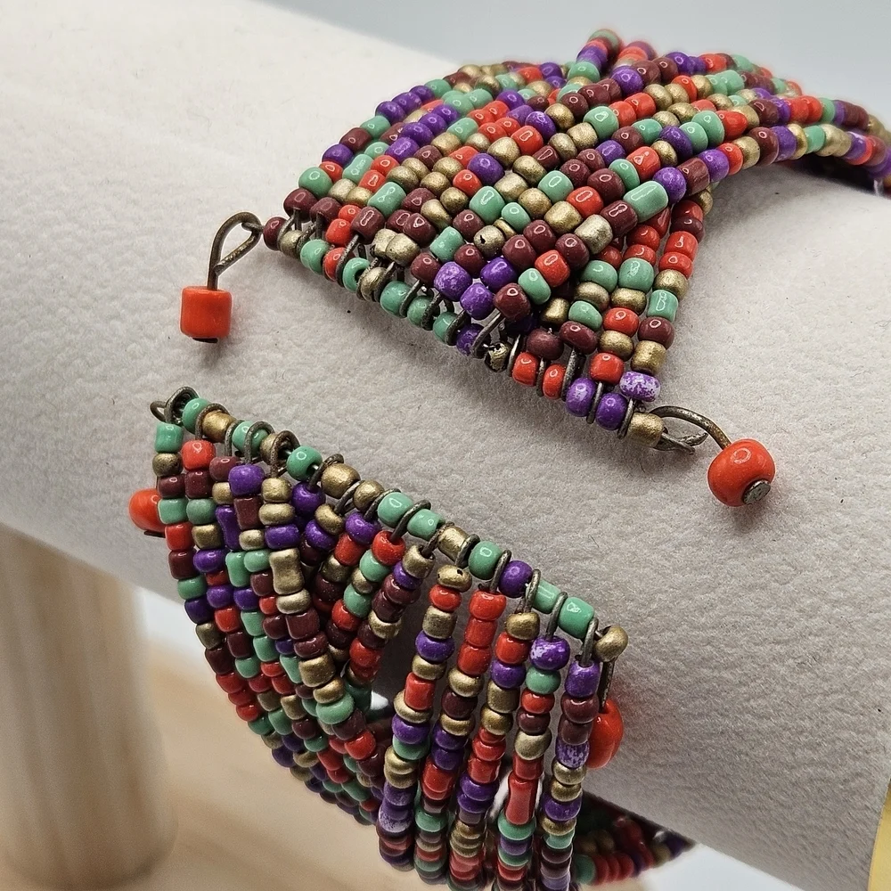 VINTAGE Woven Braided Multicolor Glass Seed Bead Boho Memory Wire Cuff Bracelet